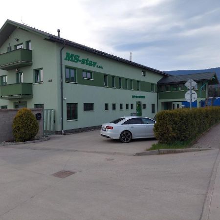 Ms-Ubytovanie Hotel Dolny Kubin Exterior foto